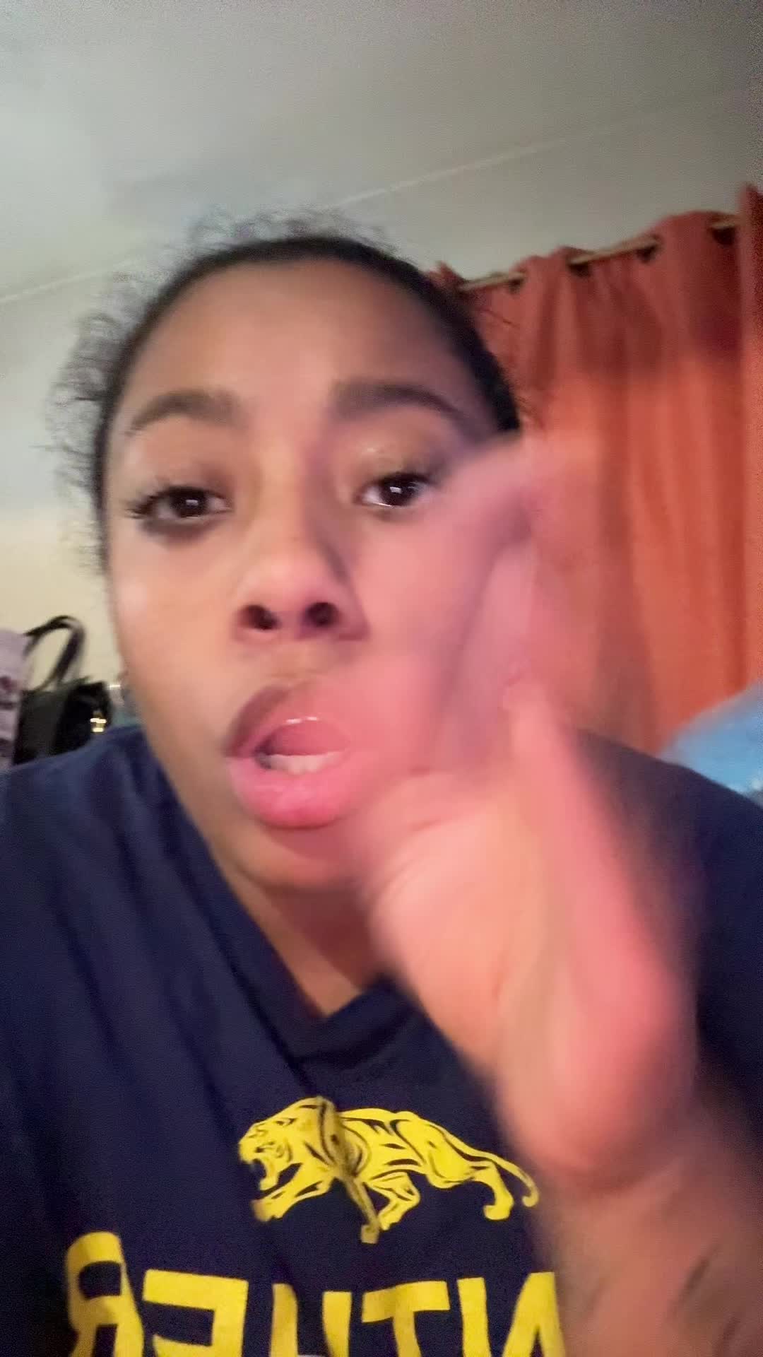 @QUEEN_W