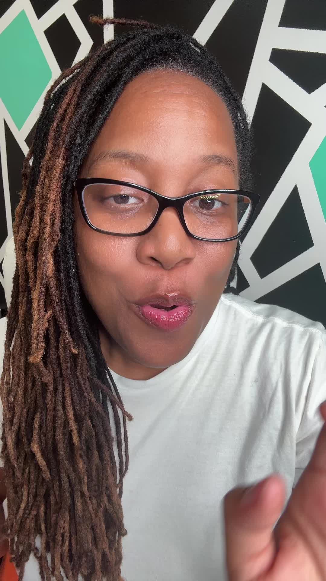 @Couple of Locs ๐