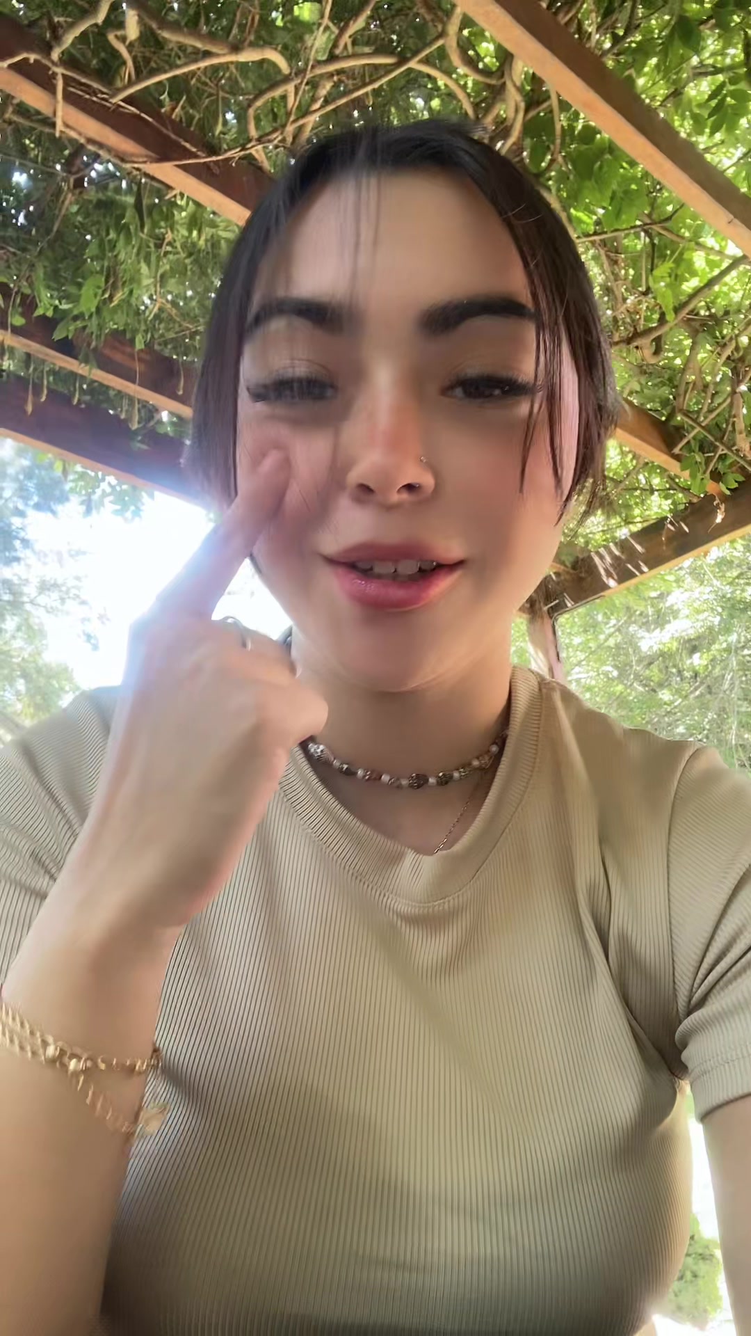 @Julii✨