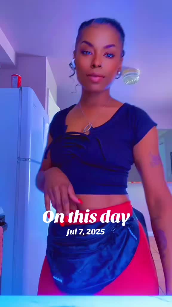 @Sherena_Capri