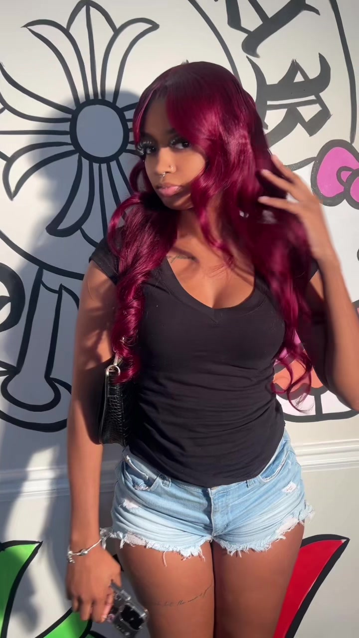 @Niasimoneee