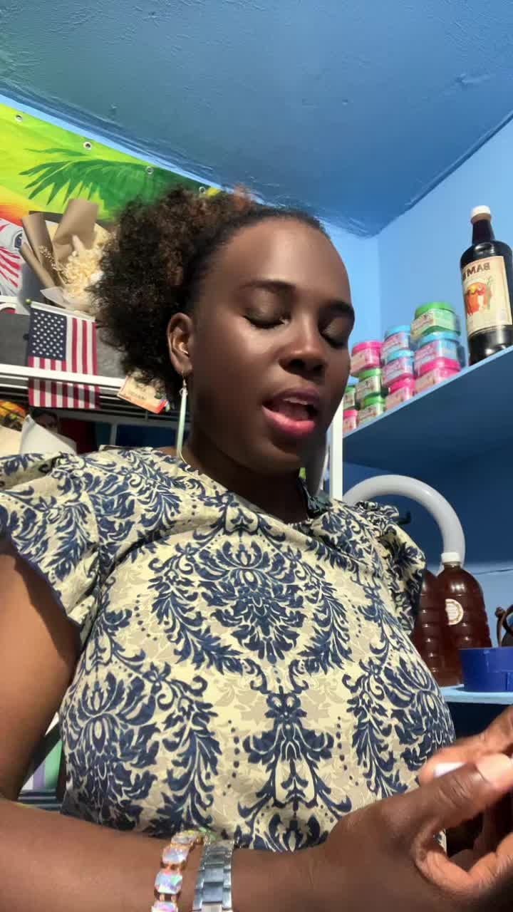 @www.zoniaarriola