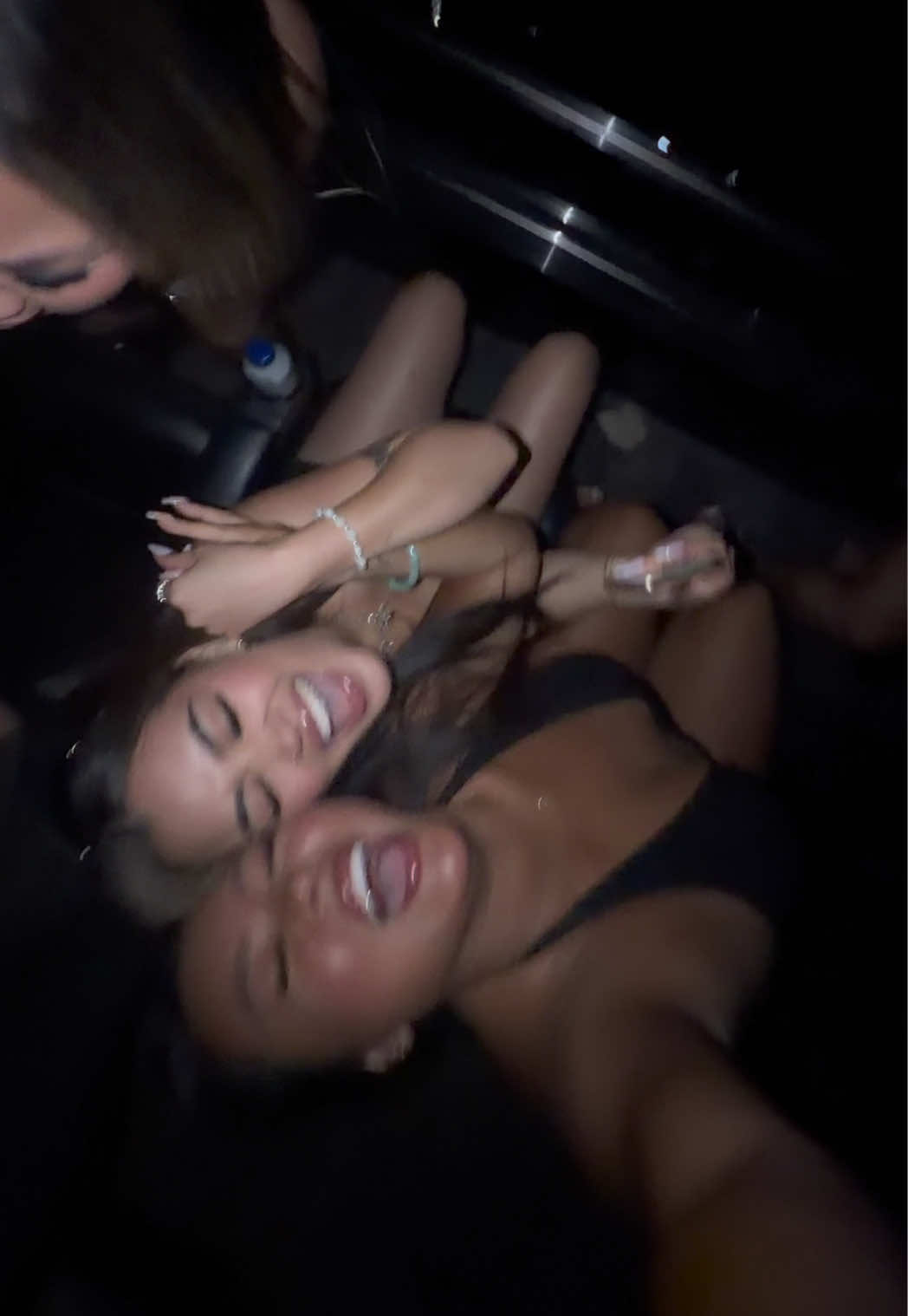 @angel.