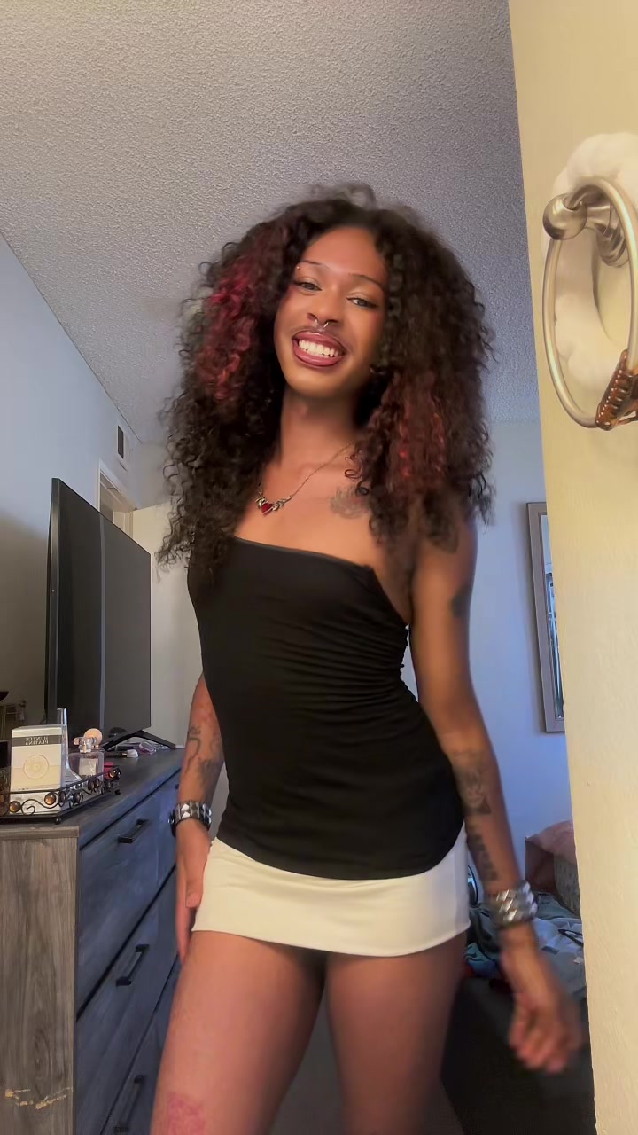 @FK<3