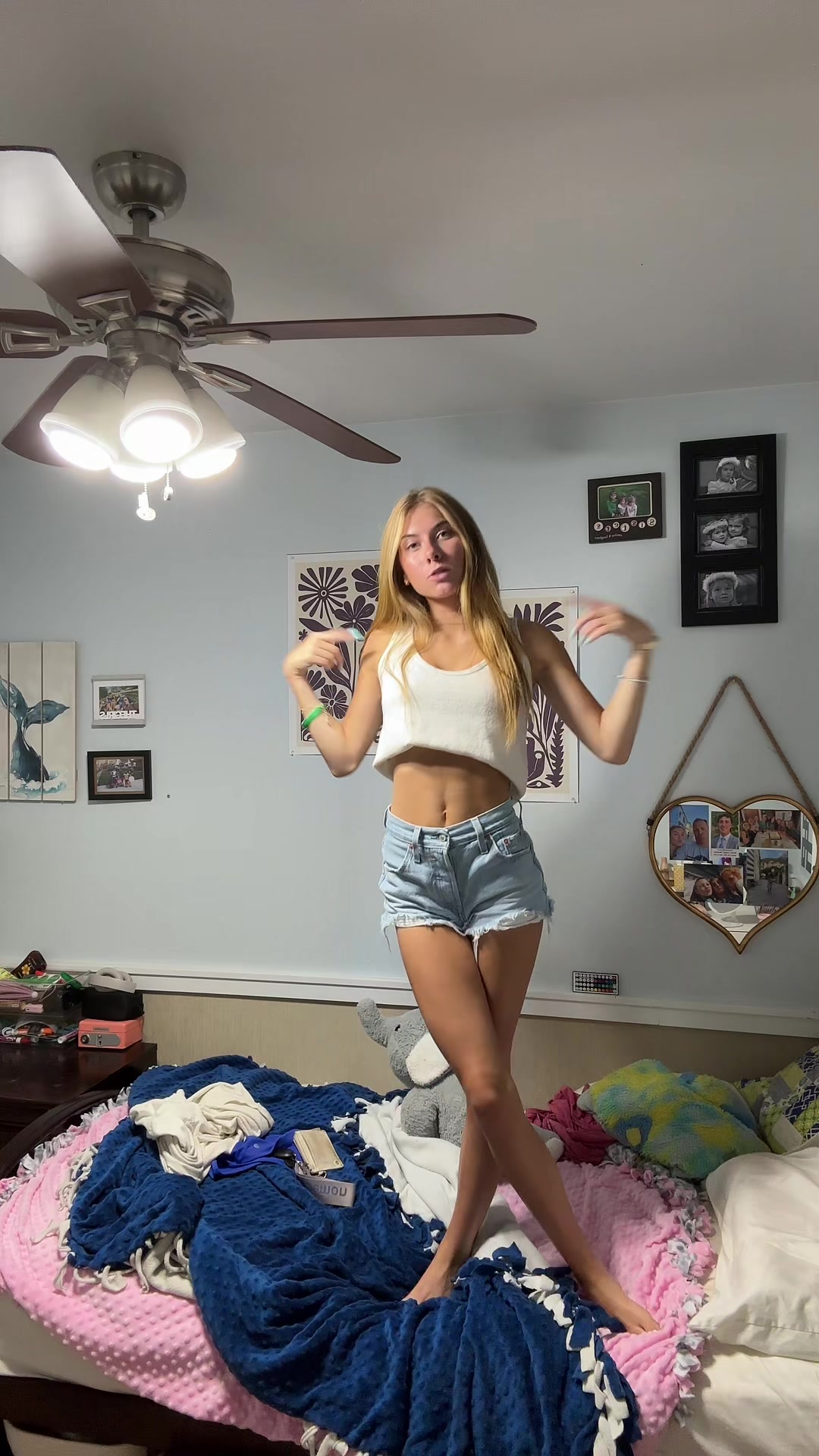 @maybemolly