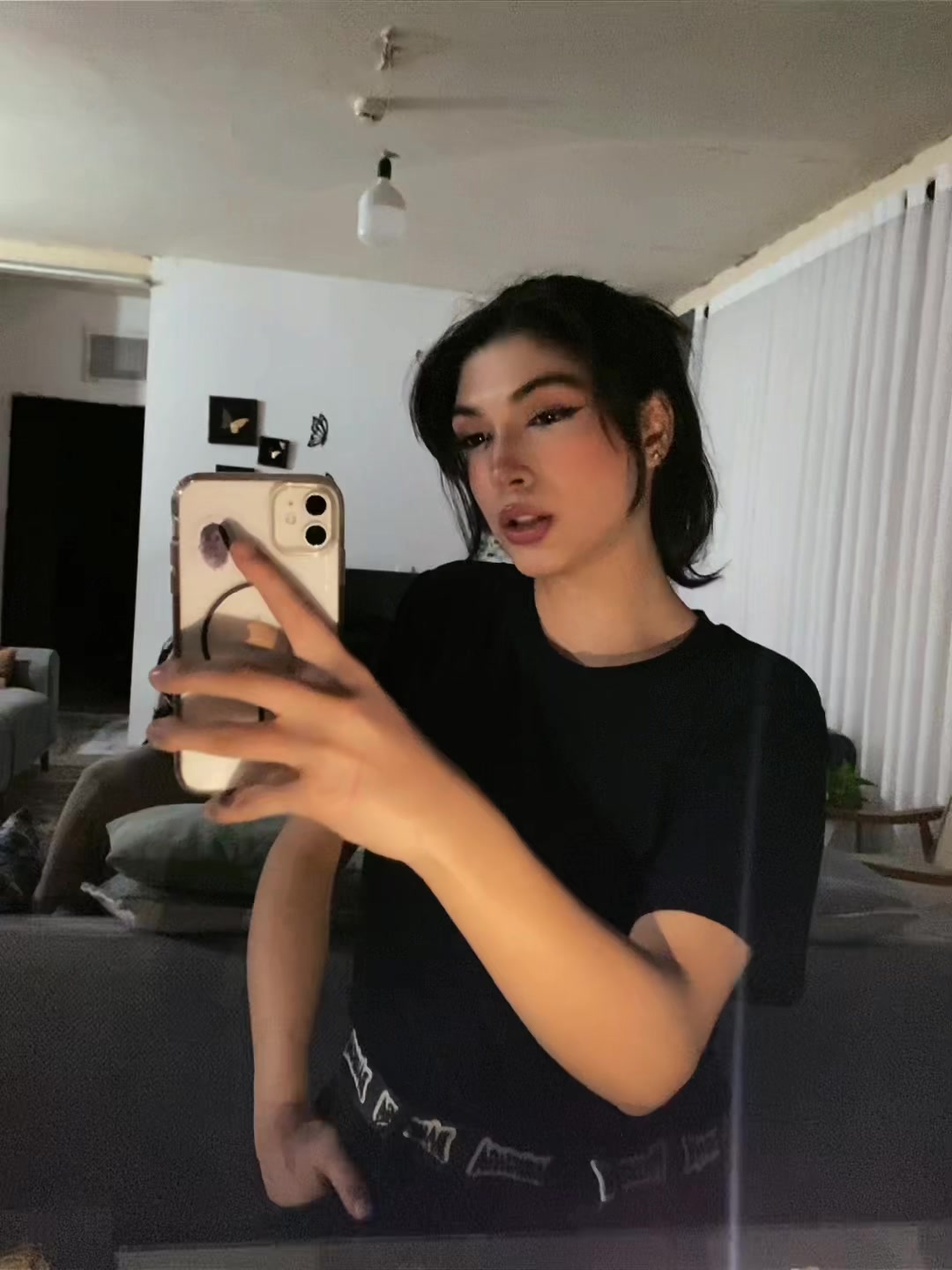 @RoYa_.🧊