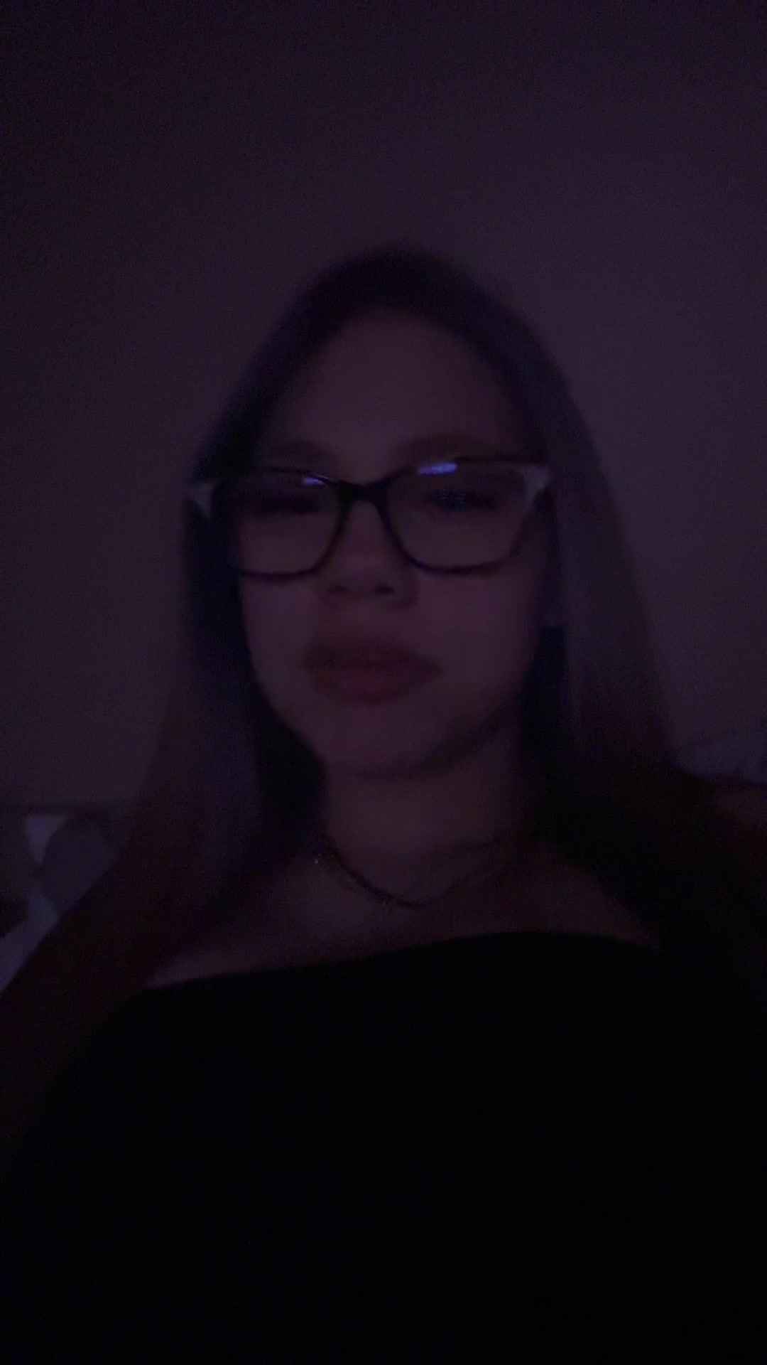 @👻