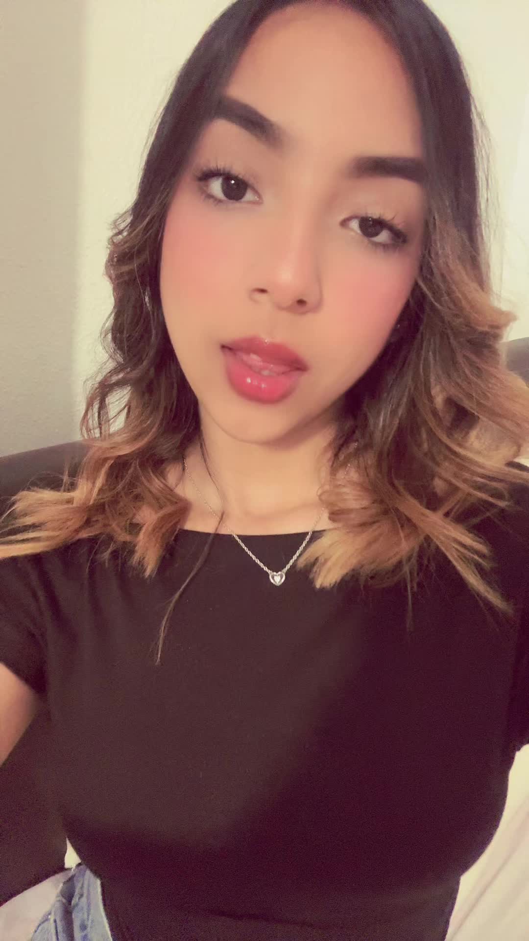 @AngelicaBravo17