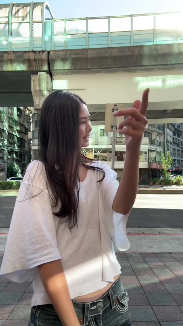 @лали топлес