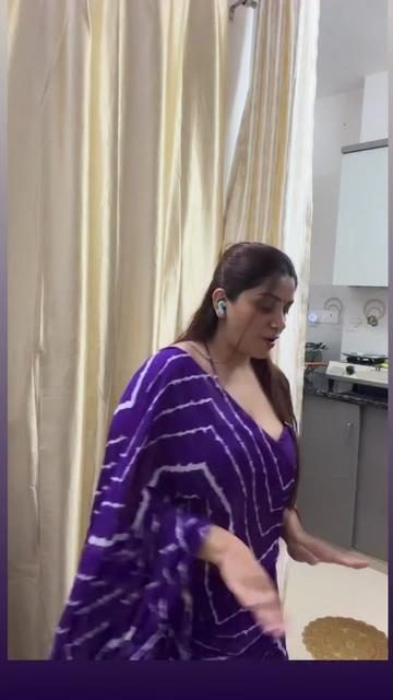 @Mrs Vandana Vlogs