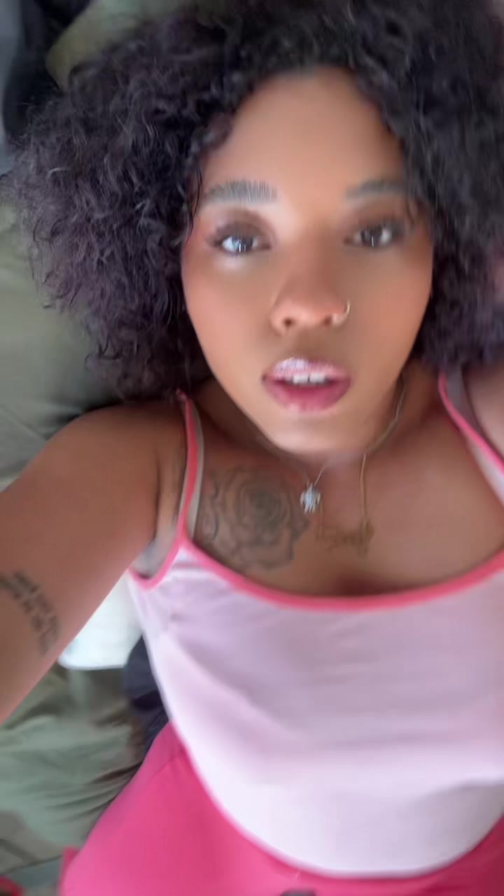 @KAYLA☯️