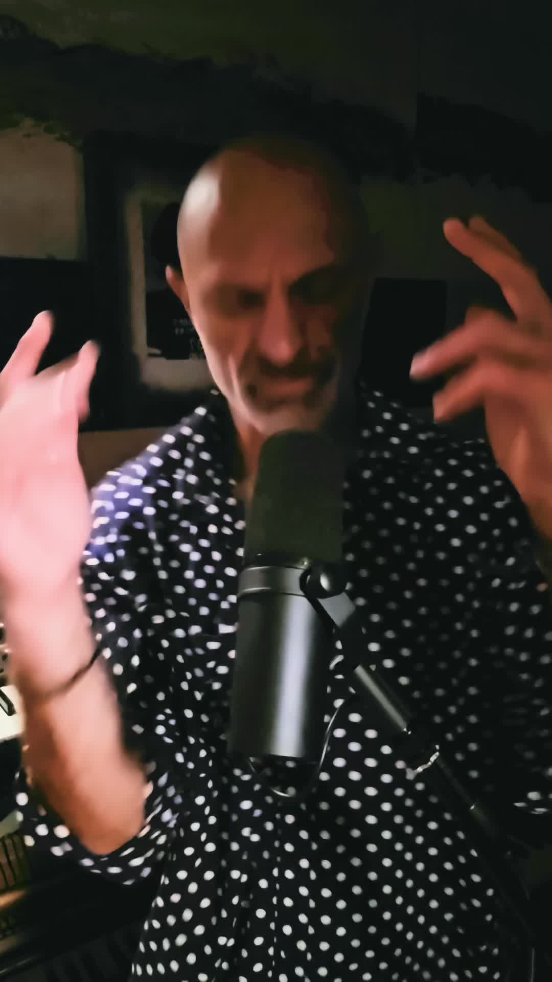 @1/♾️ Reza Safinia