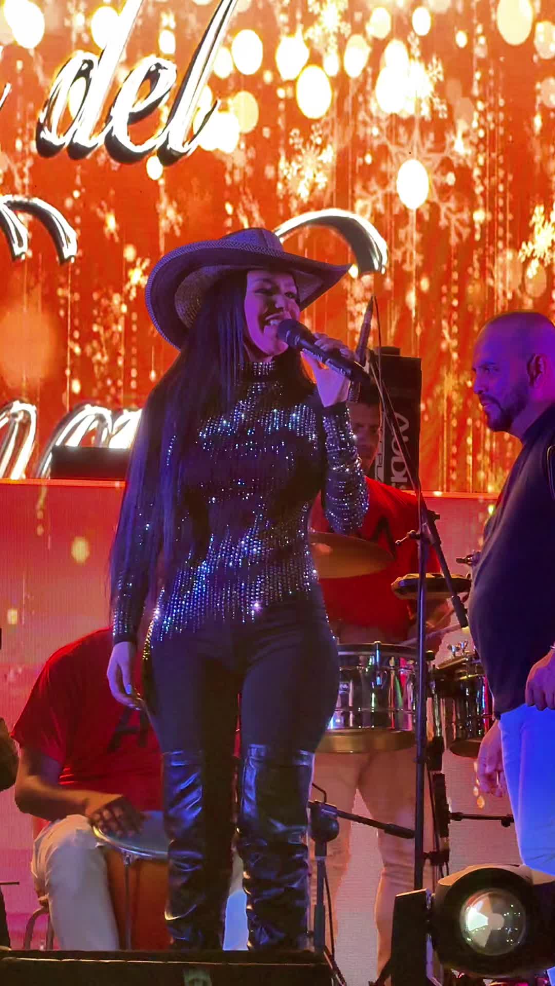 @La Diva Del Vallenato