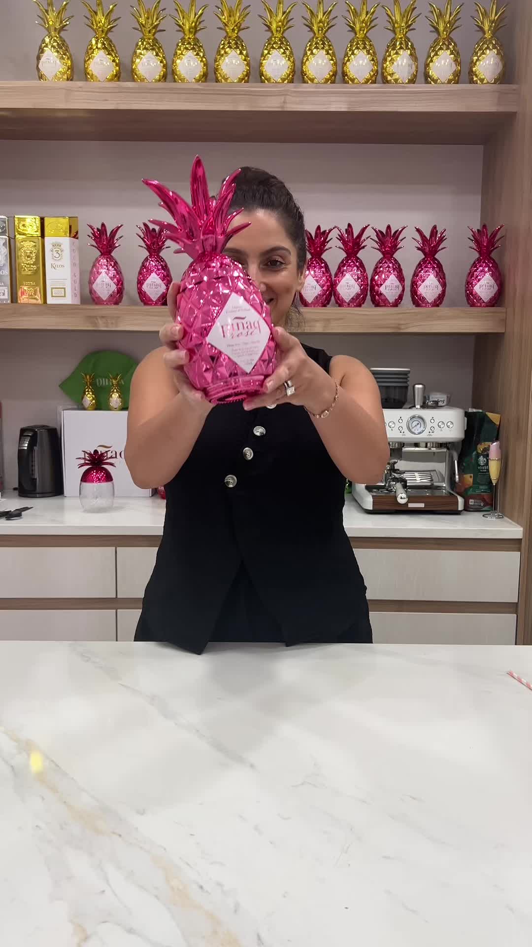 @piñaq