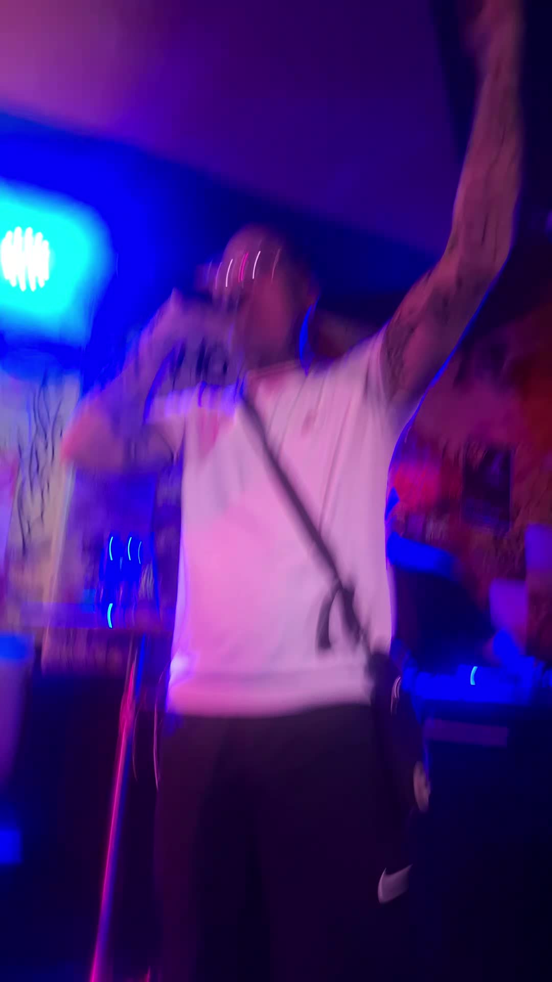 @Mała🫧