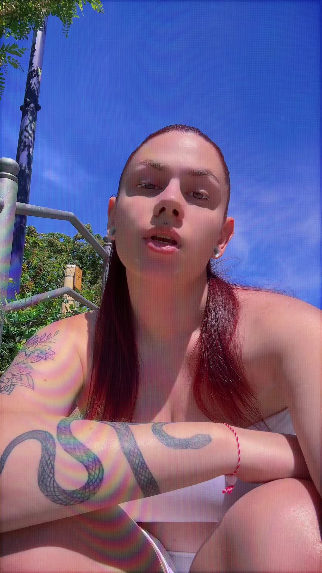 @[&Xi;&bull;F&bull;N]