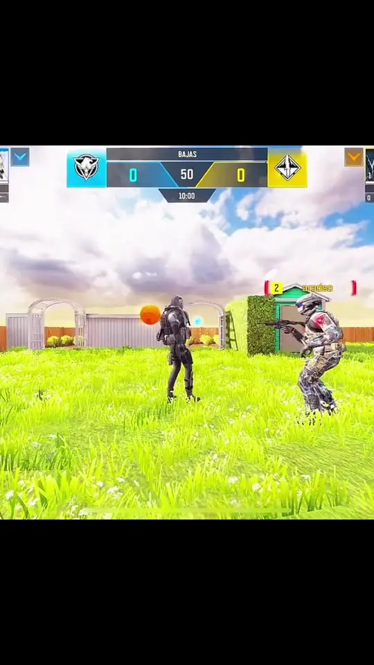 Lavando la uss 9 en mi cuenta nueva | 🐦🔥Rey~Oscuro⚔️🛡️ (@tommy.cod)