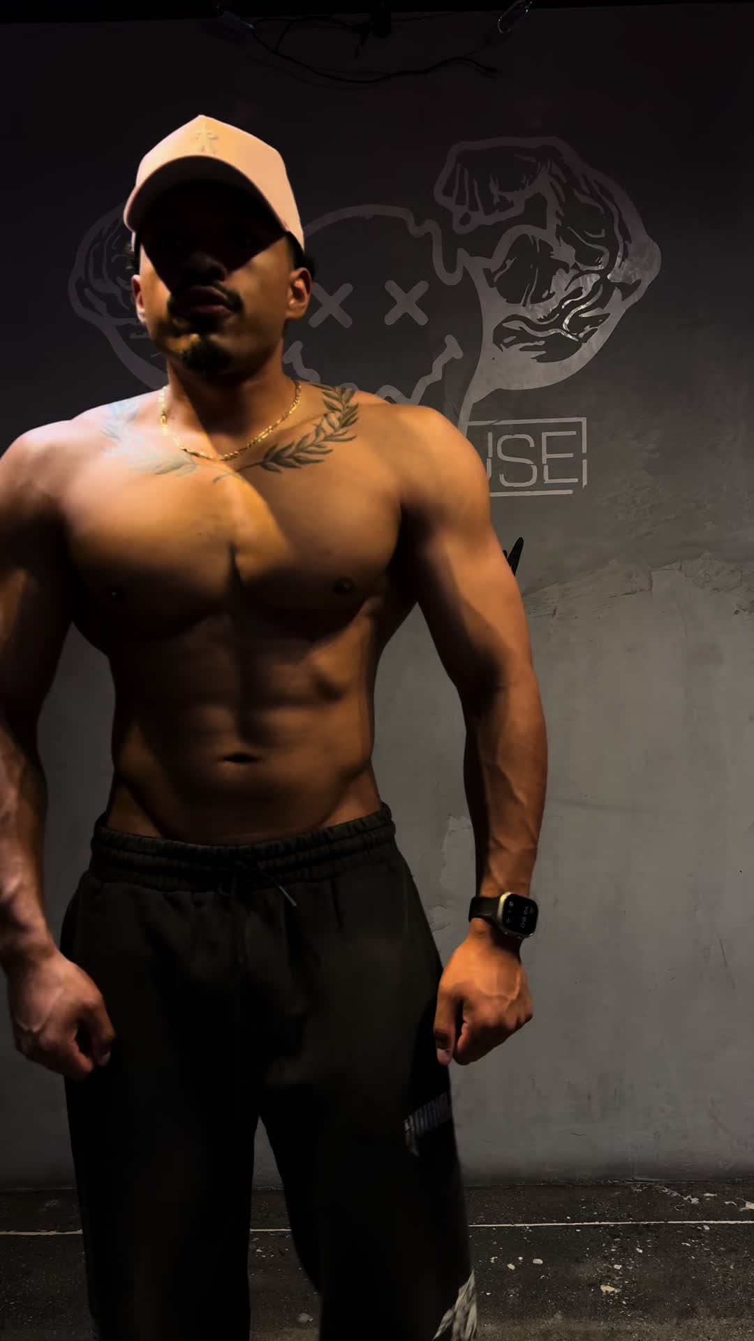 @gainzwithcam