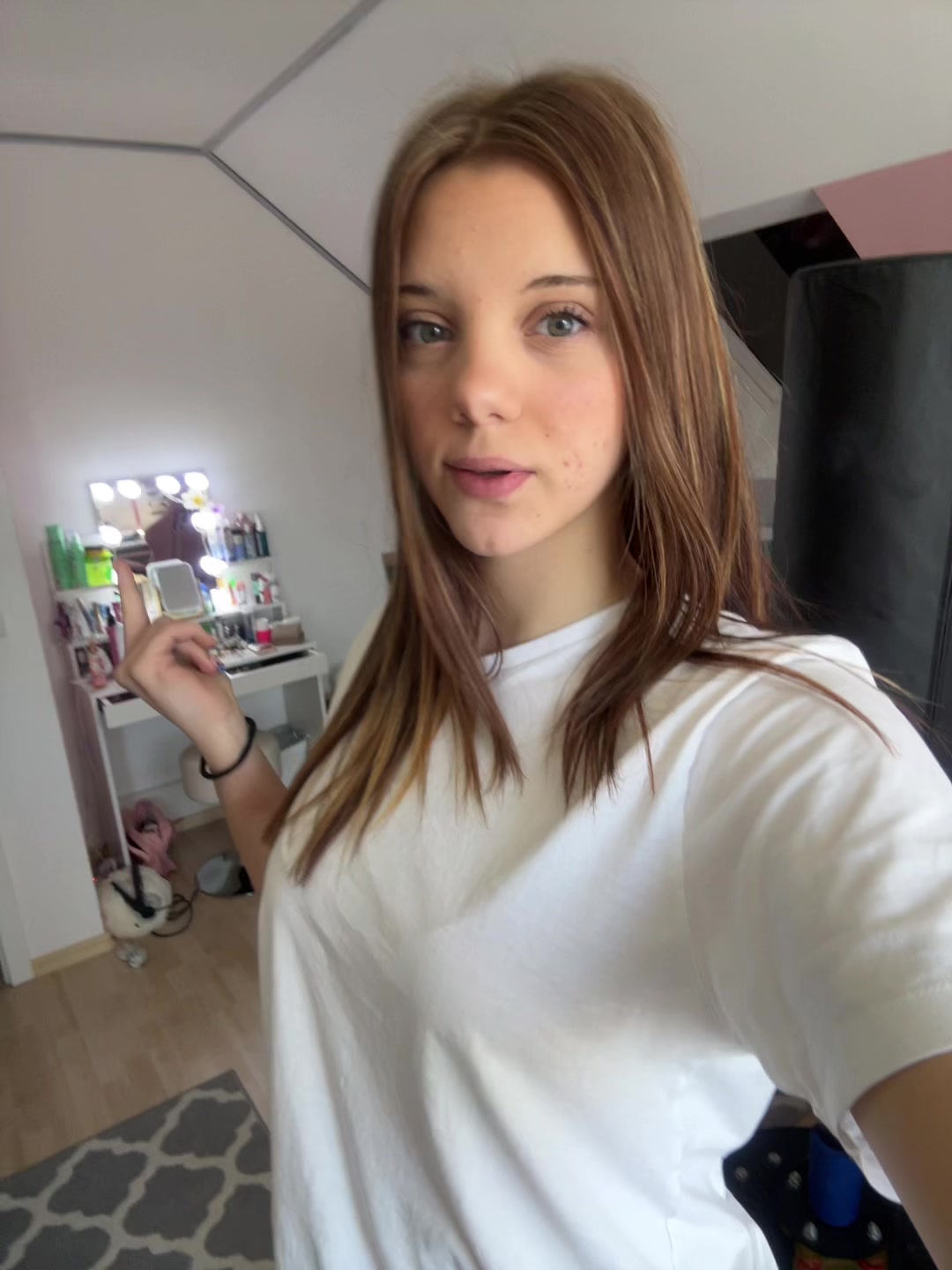@🥥