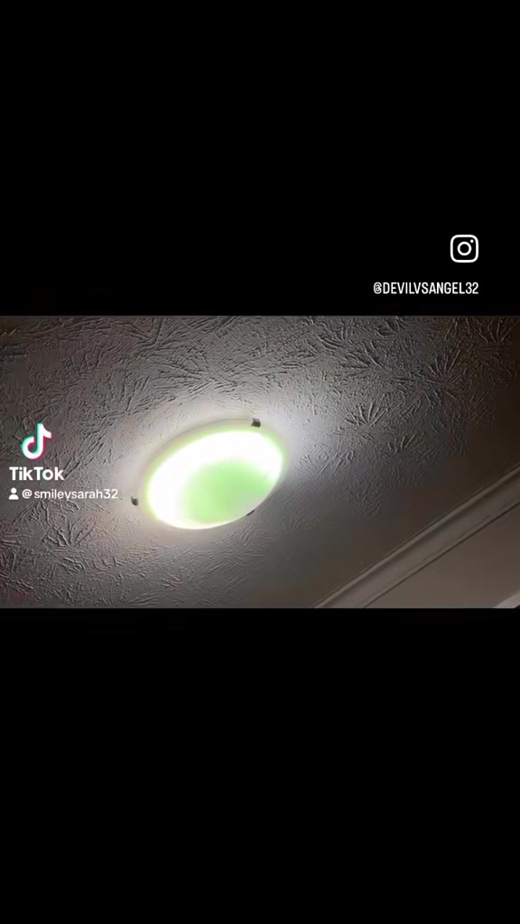 @SmileySarah32 🤡