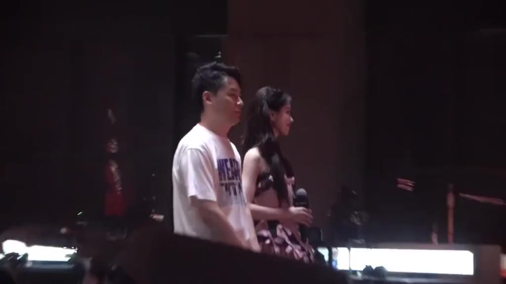 @草稿纸上的你_雾与都 Duchauda_Phouyenhoa