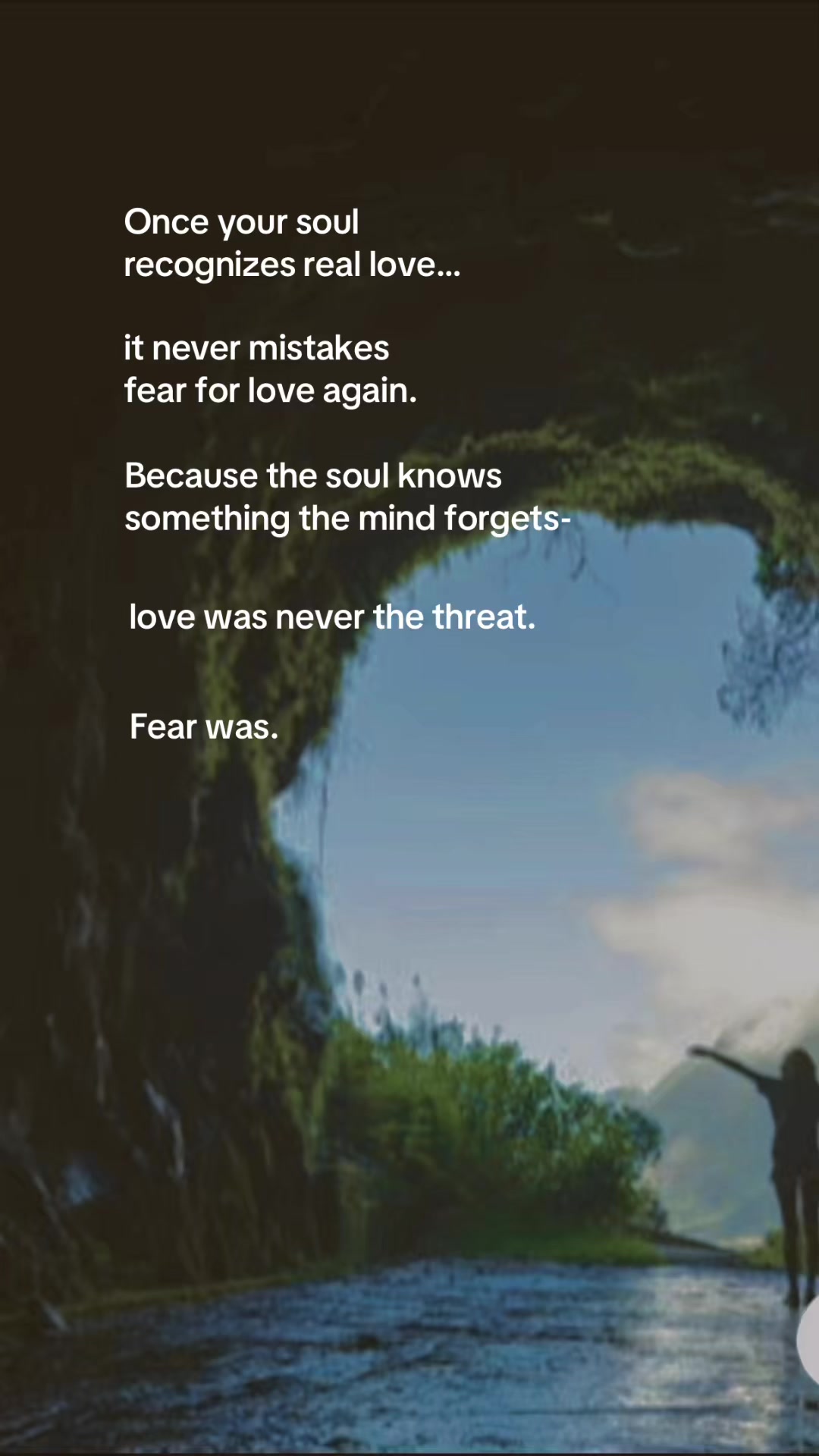 @The Soul Between ✨