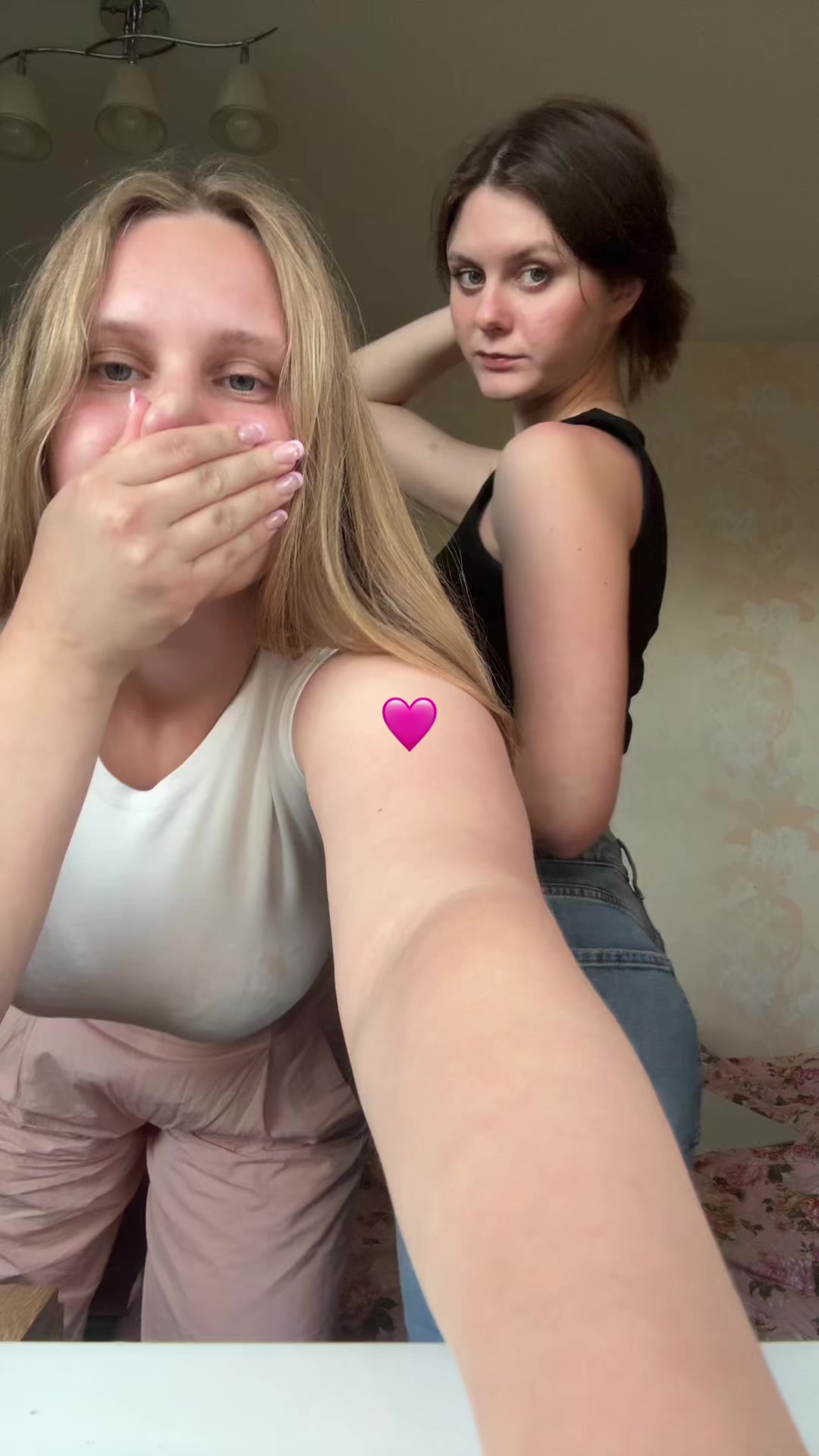 @Olya Chuhalenok