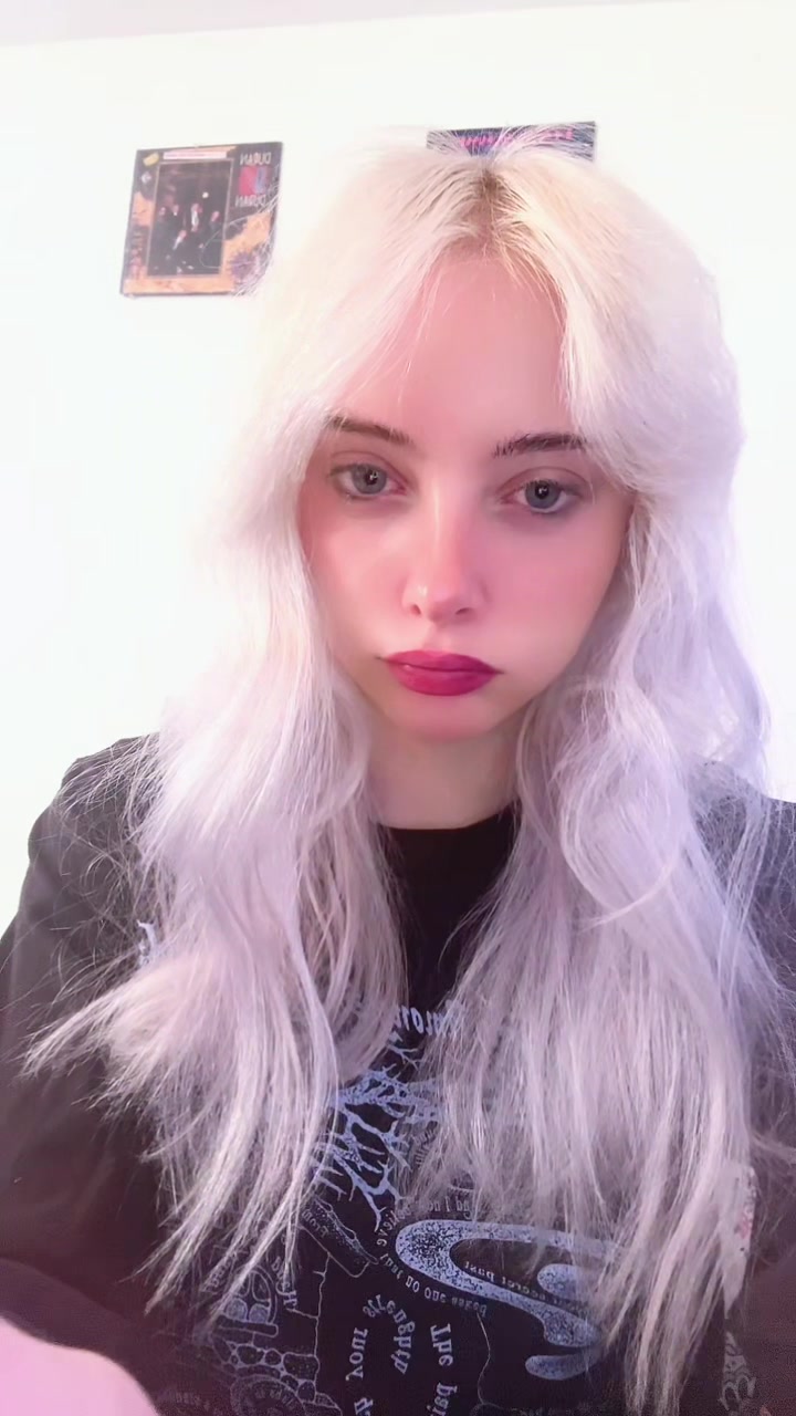 @🌙Madeleine🪻