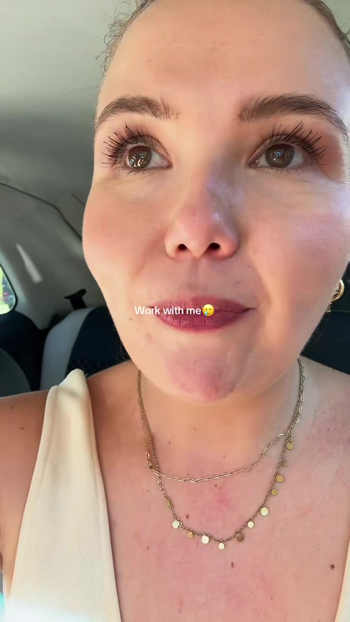 @tay_talk_tok