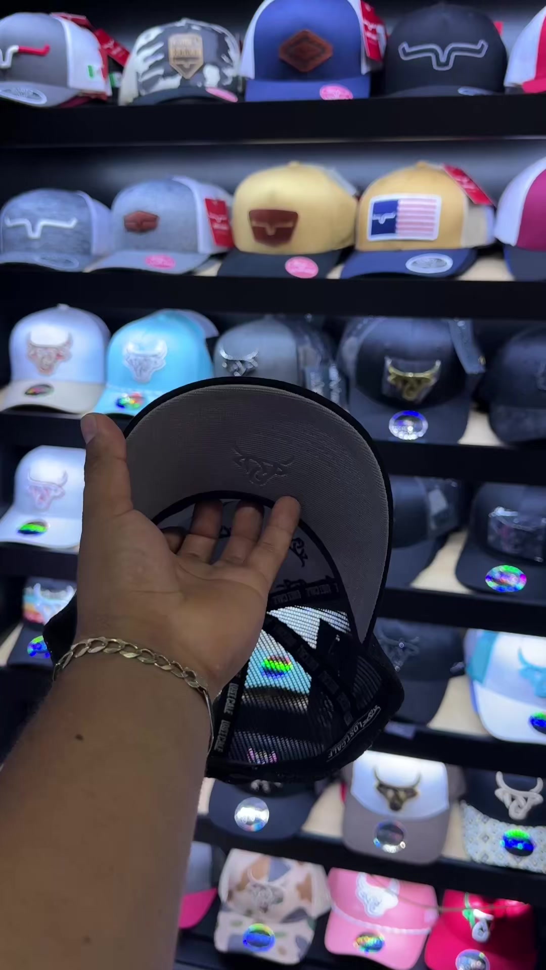 @STYLISH.CAPS