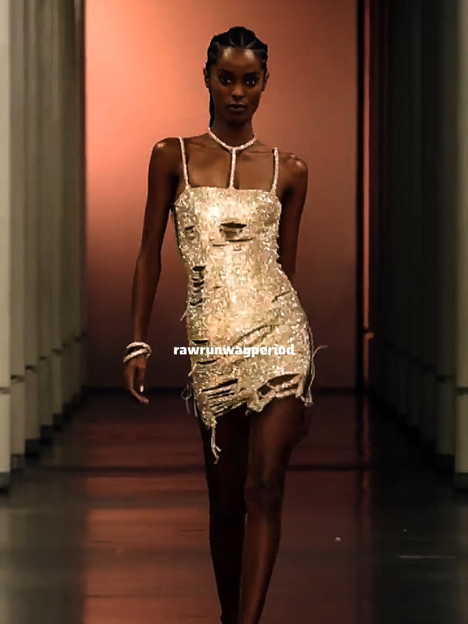 @RawRunway.