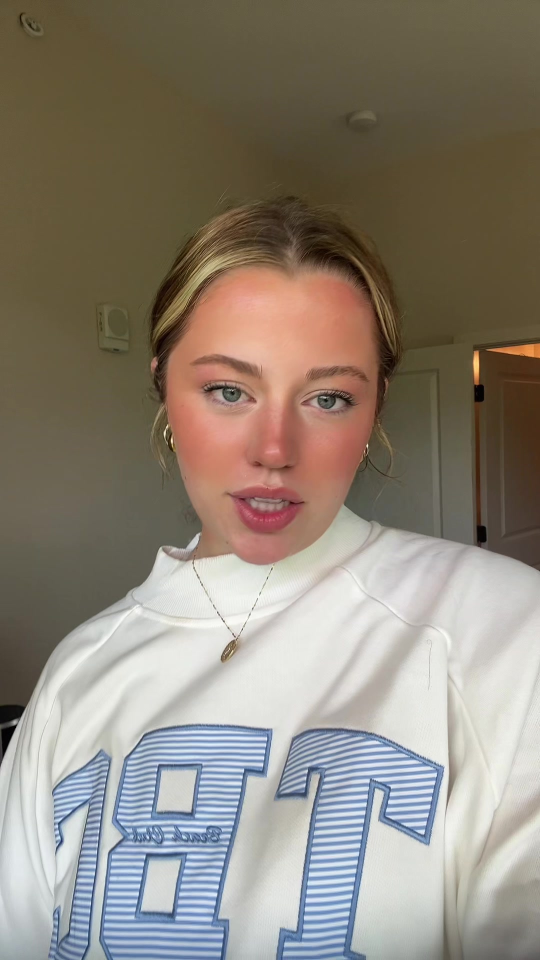 @𝐊𝐄𝐍𝐍𝐀 🌞🪴🌈🪐