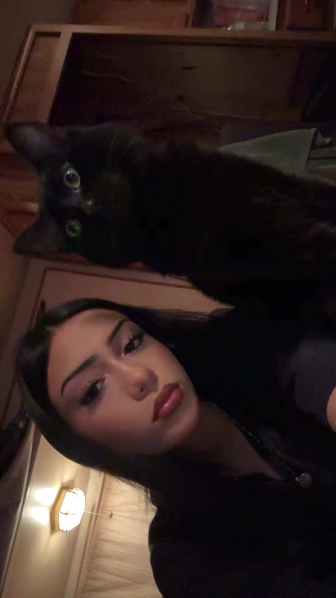 @emma🪬
