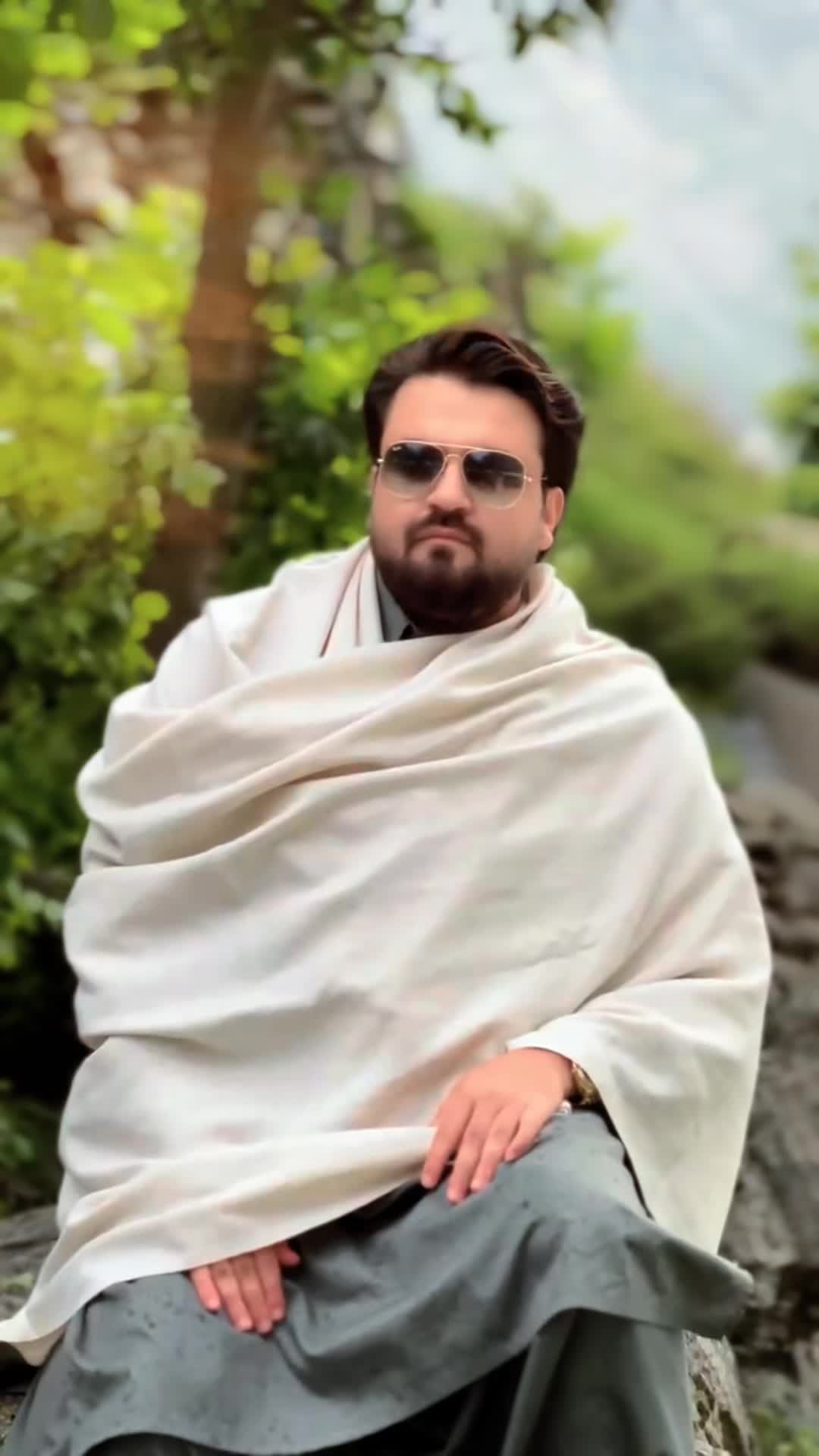 @Tashfain Afridi