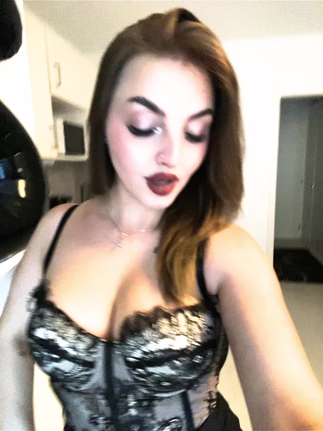 @𝓜