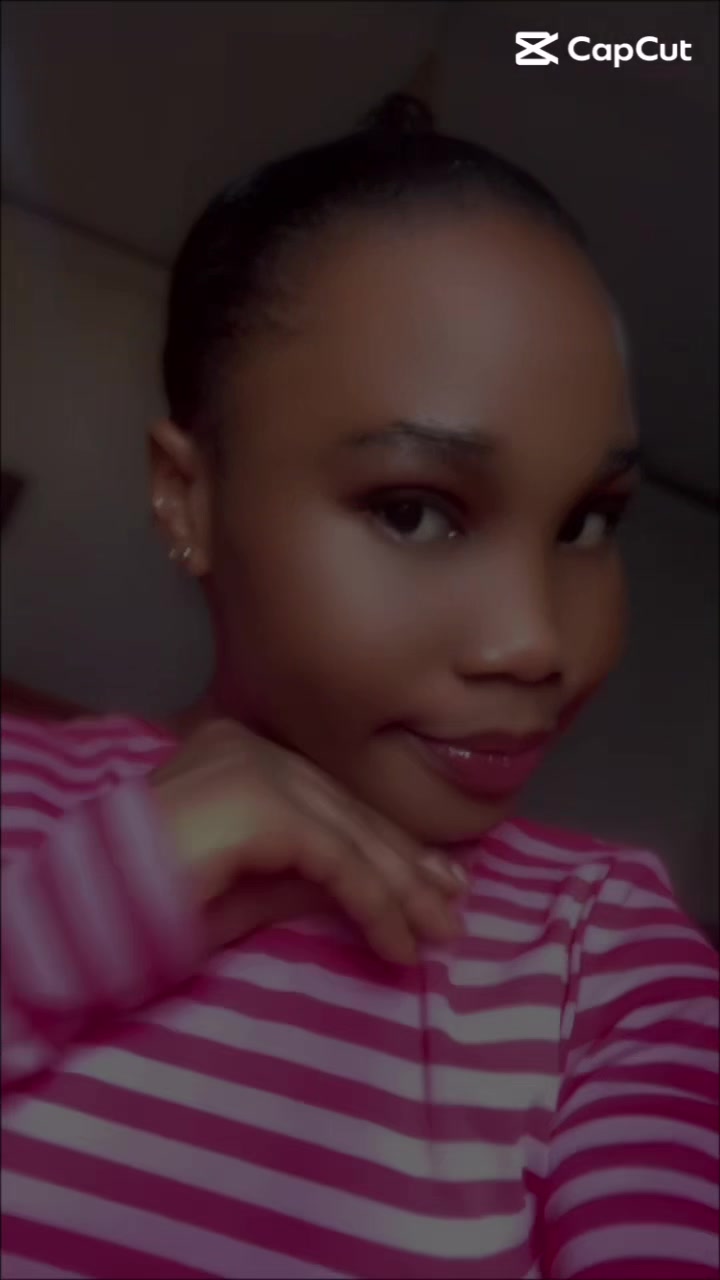 @Short fine girl 💋😊