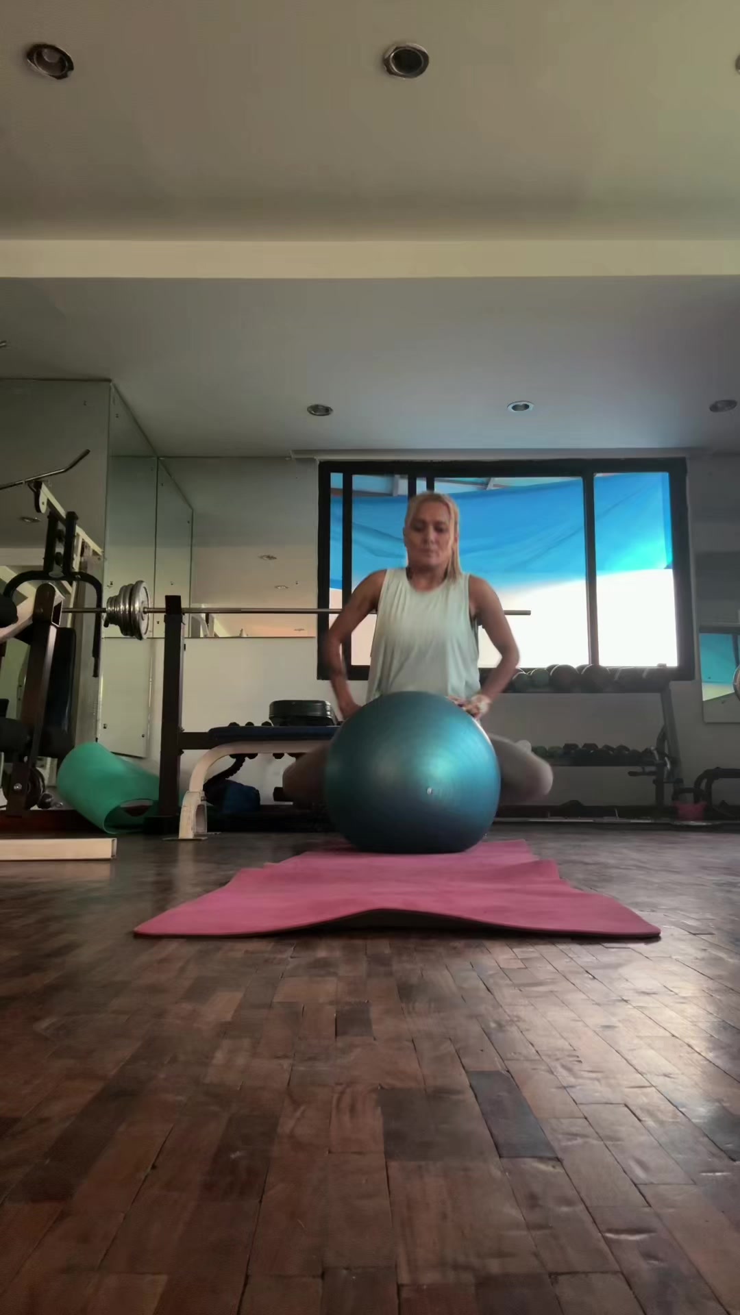 @Nitu singh yoga teacher zIn