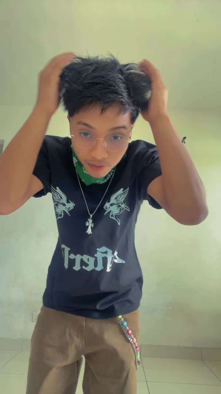 @DoRJeY YOUnG...🧃