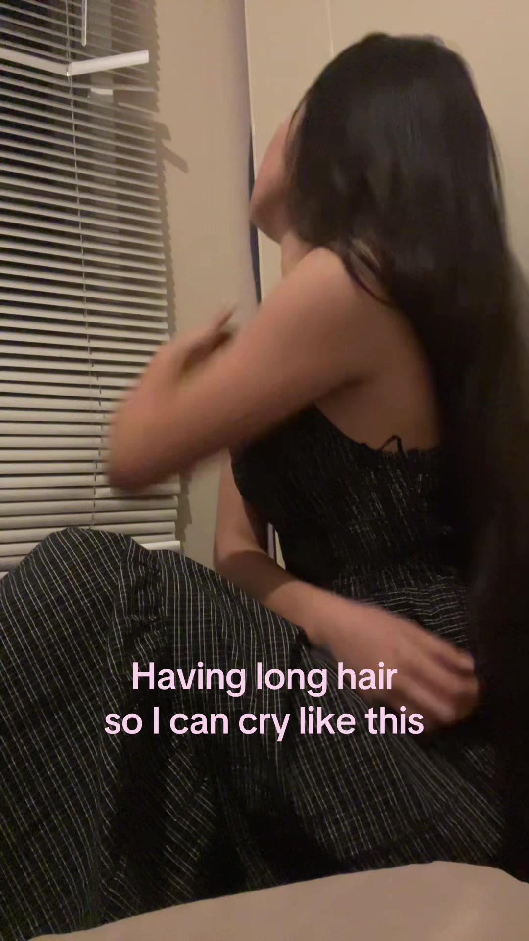 @><