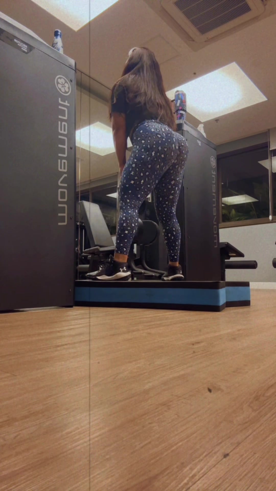 @Mulhermelancia