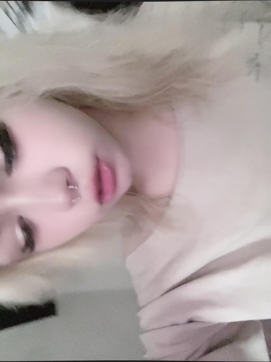 @KeeshiMoshi