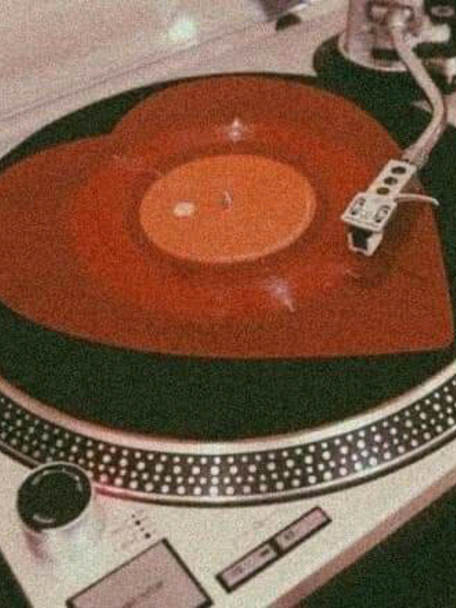 @𝔟𝔴/𝔬𝔴𝔫♫︎