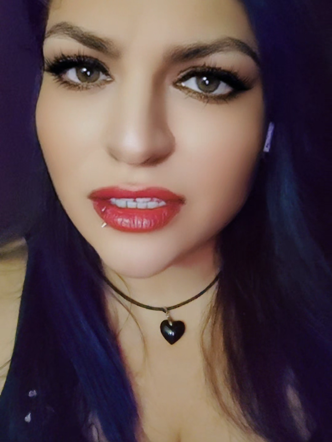 @AdryQuinn