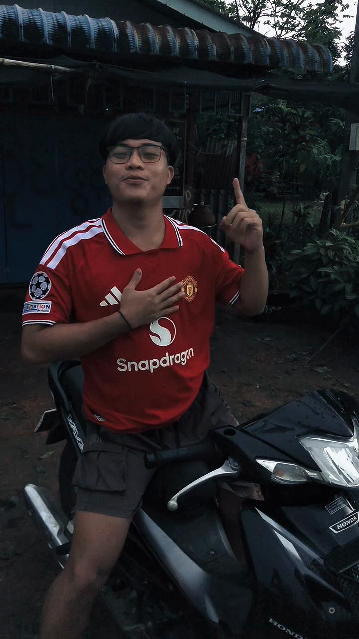 @🐷AUNG PHYO WAI🐷