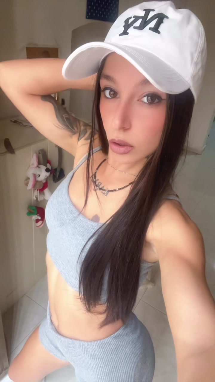 @Mary🐺🌹