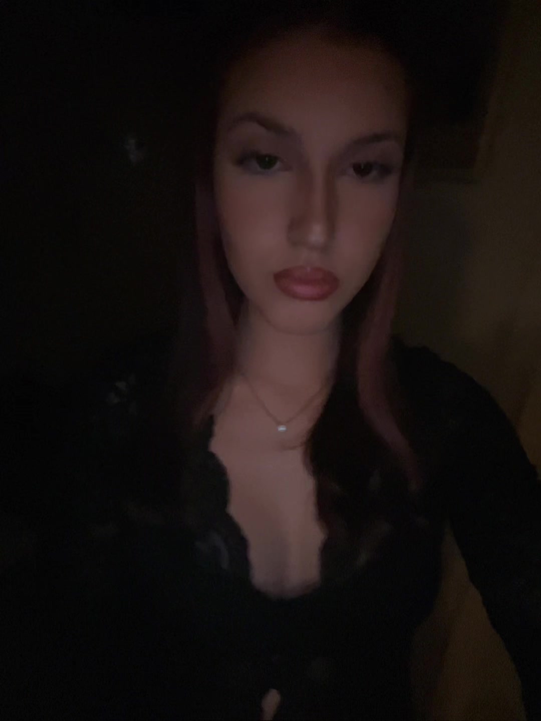 @𝔁.𝓱𝓮𝓵𝓵𝓲