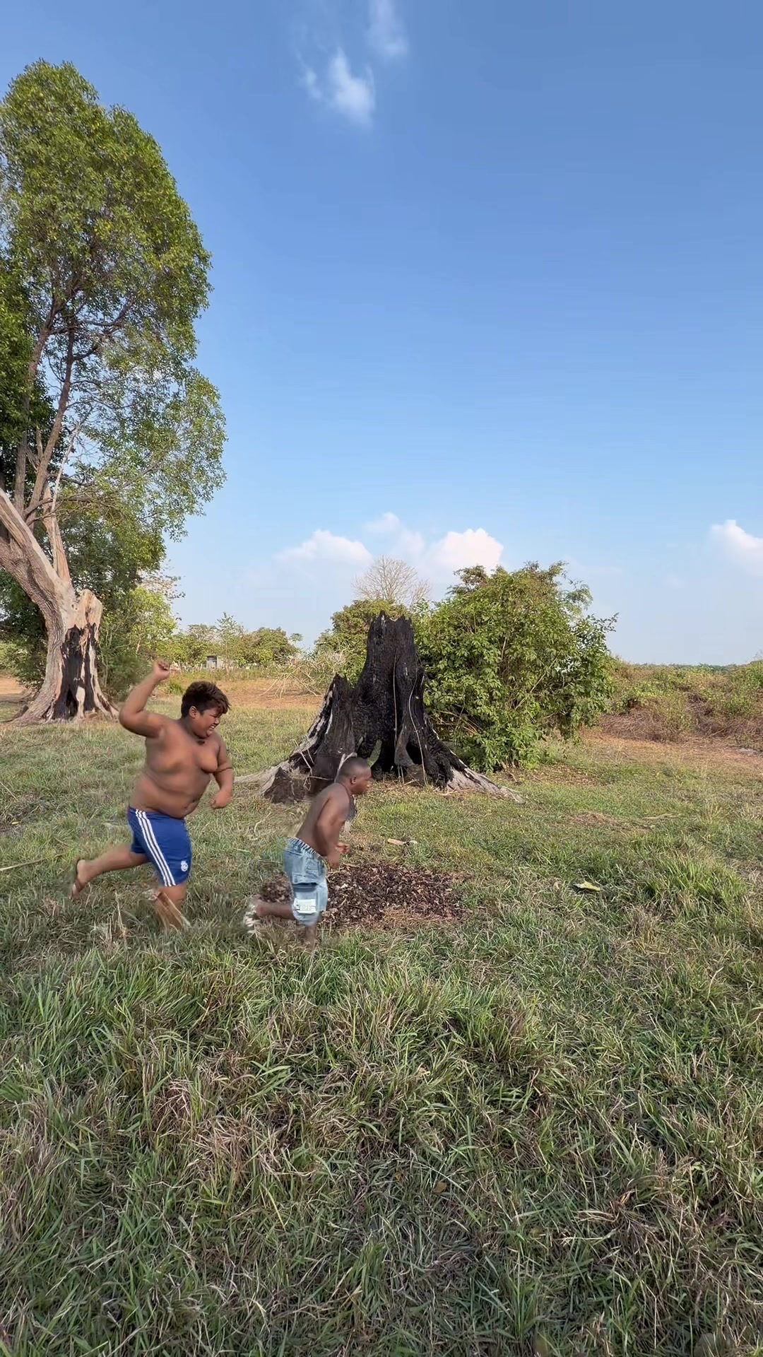 @គ្រូតូច