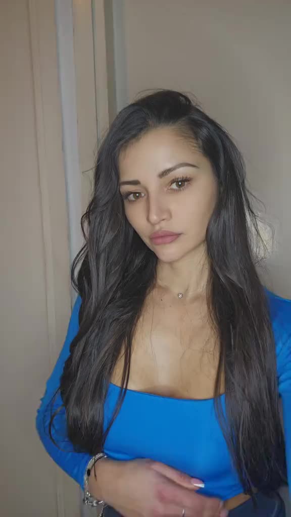 @J.e.l.e.n.a.