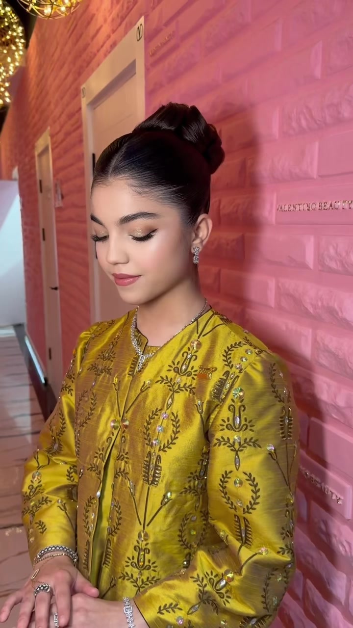 @Dior