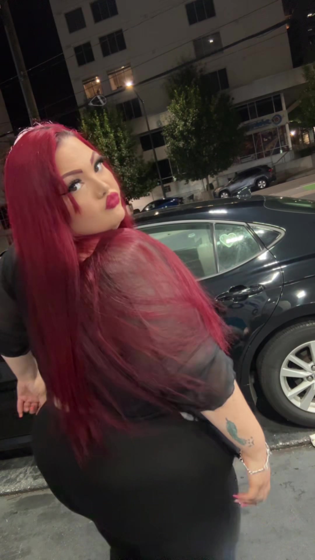 @Kim.no.kardashian